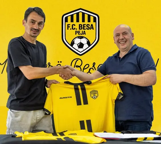 Fisnik papuçi - kërlaçki fisnik papuçi